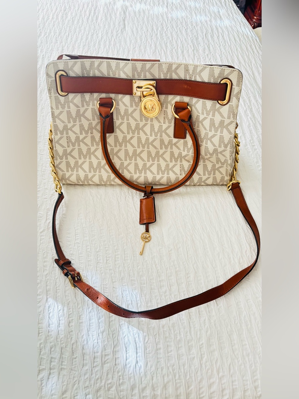 Michael Kors Signature Satchel in Vanilla and Cedar Hamilton Traveler NWT - Picture 7 of 16